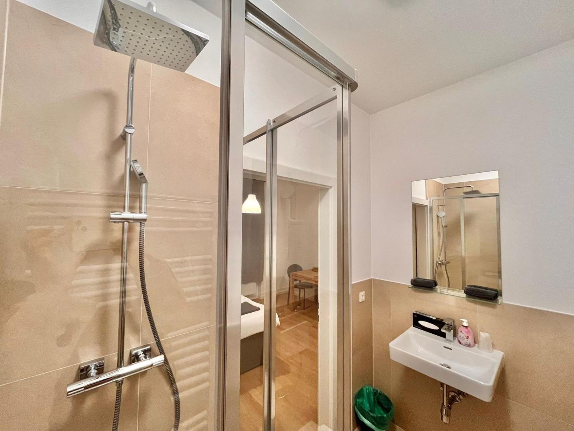 Aurellia Deluxe Apartments Вена Экстерьер фото
